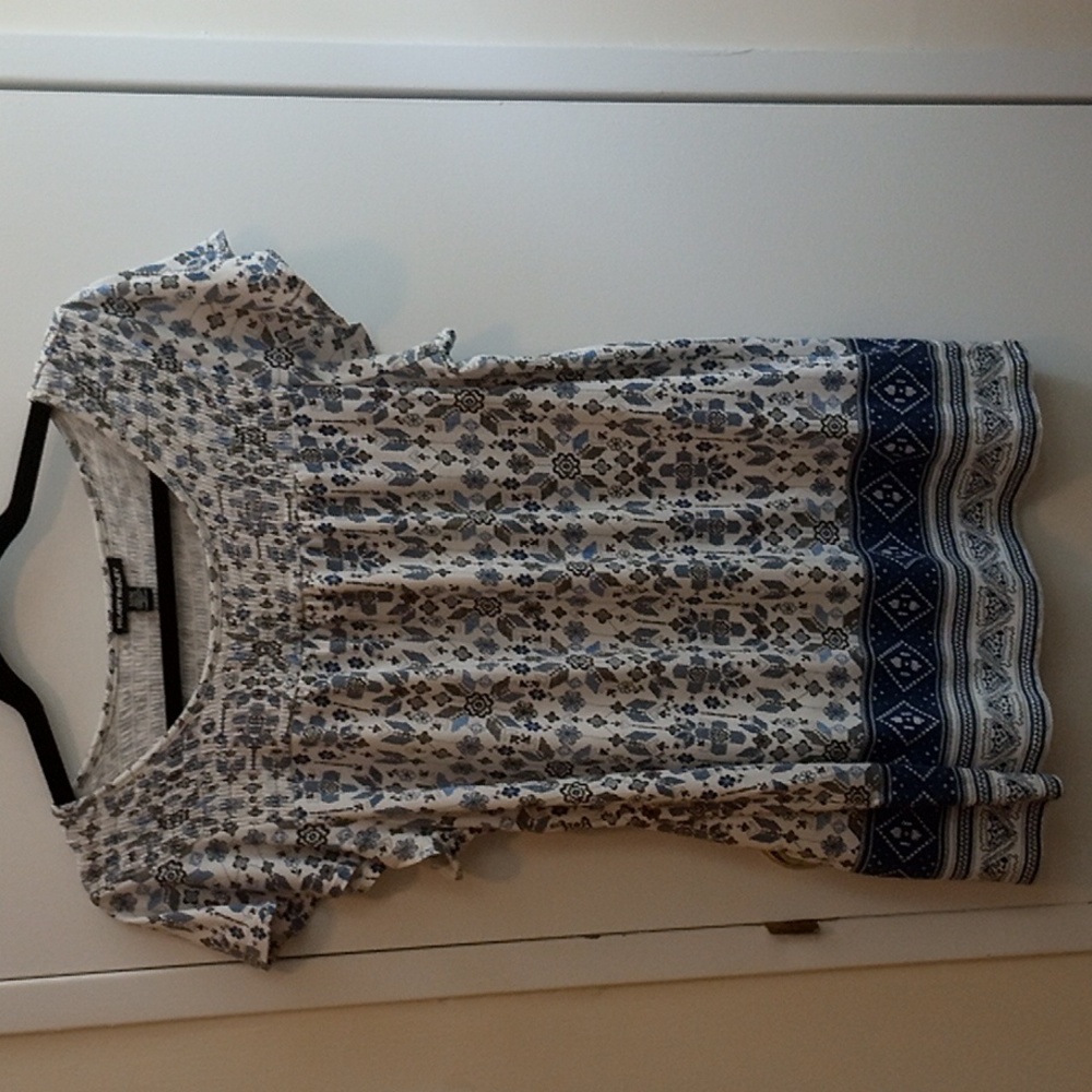 Hilary Radley Women's Blue And White Blouse Size Medium